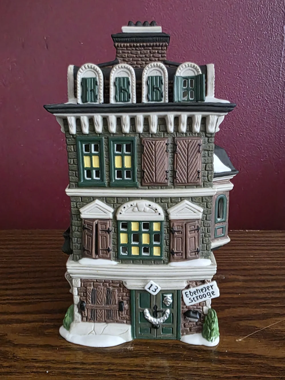 VTG Dept 56 Dickens' Village The Flat of Ebenezer Scrooge Illuminated 1989 Box